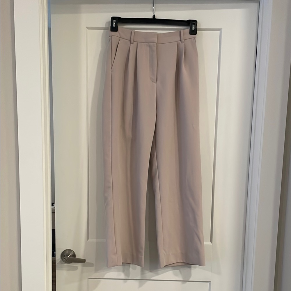 Abercrombie 6s beige women’s wide leg tailored pants